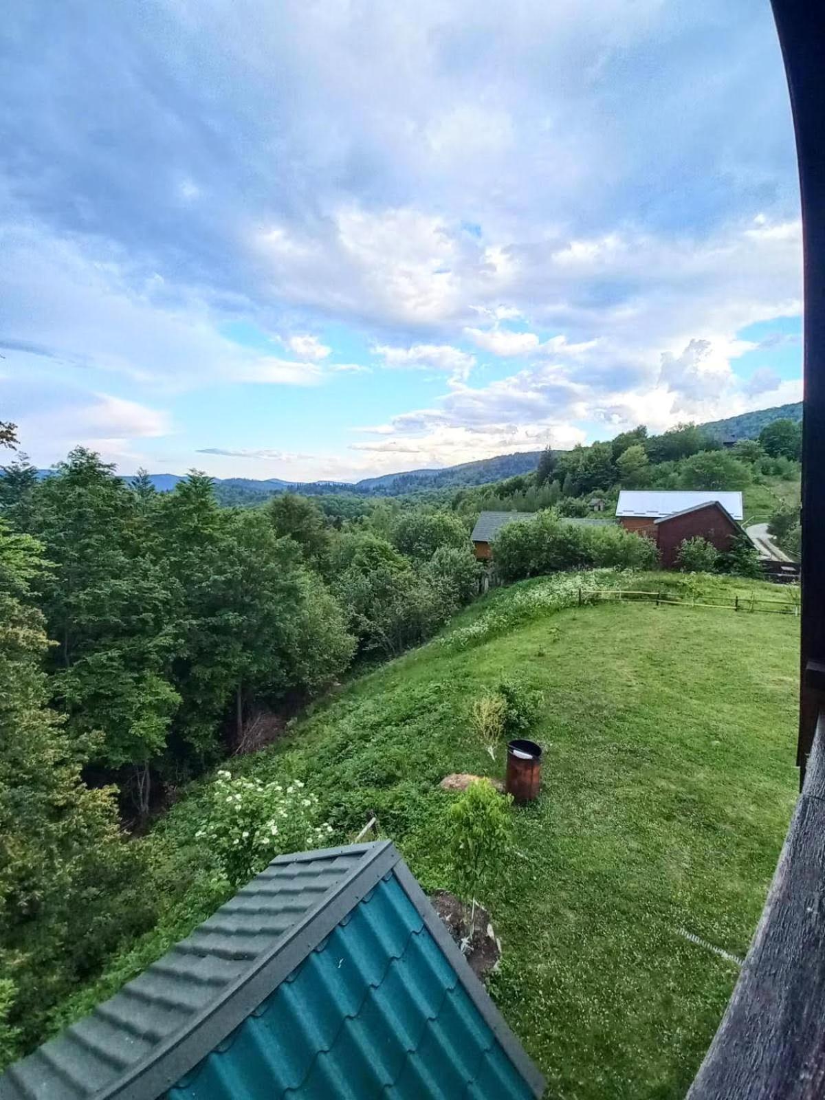 Котедж "Гірський Затишок" Yaremche Exterior foto